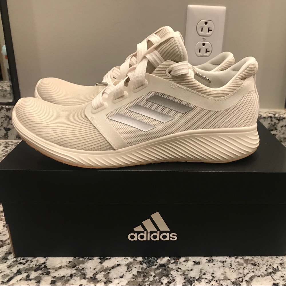 adidas Women's Edge Lux 3 Shoes